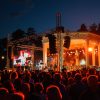 Hrvatski glumci poslali poruku mira, ljubavi i zajedništva s bjelovarskog paviljona